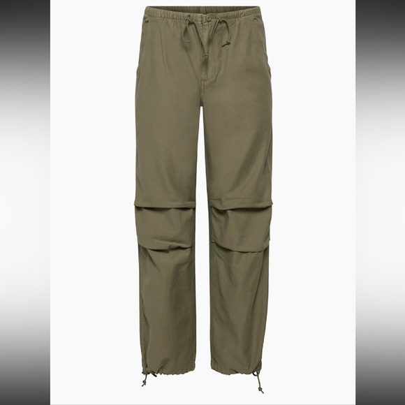 Aritzia Pants - Tna Cache cargo pant